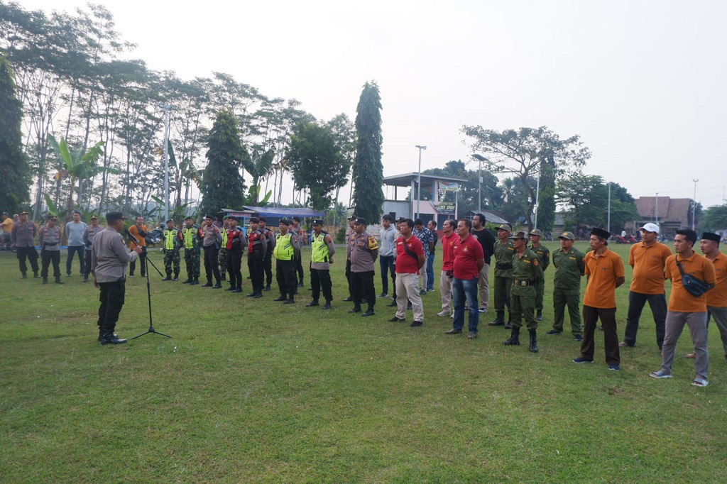 Ratusan Pasukan Gabungan TNI-Polri Amankan Pilkades Batang