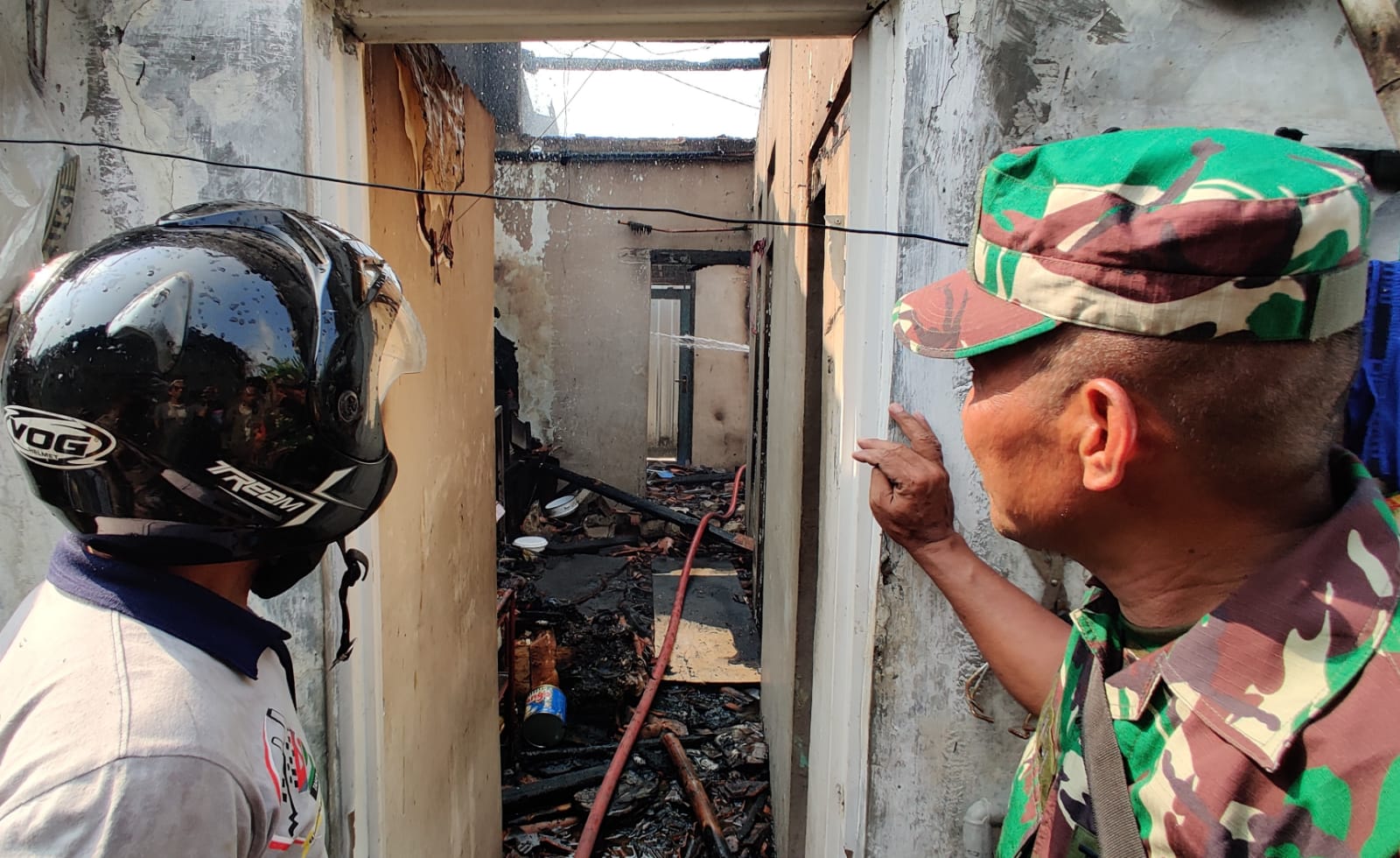 Ditinggal Kerja Rumah Basuni Ludes Terbakar