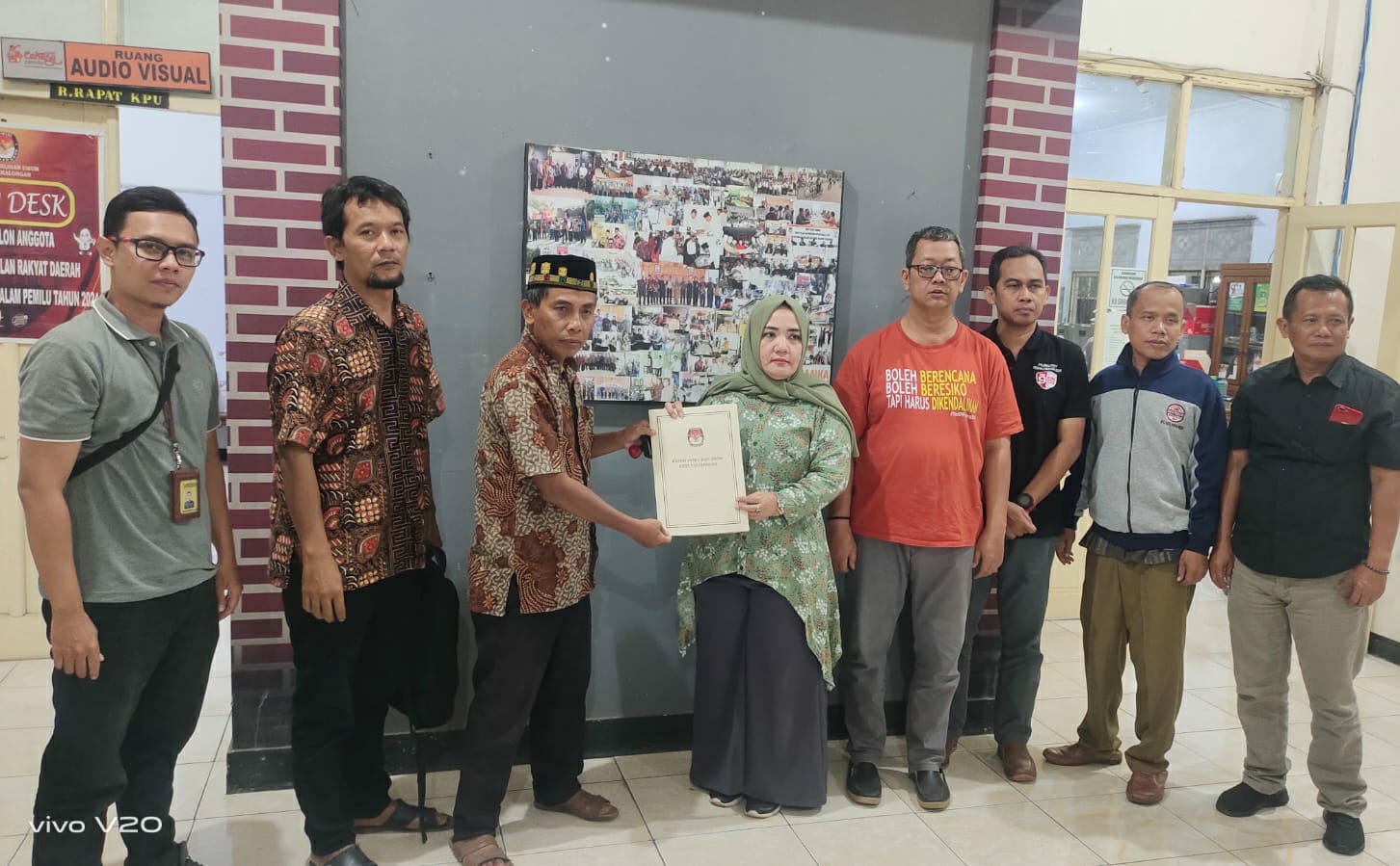 DPD NasDem Kota Pekalongan Serahkan Dokumen Perbaikan Empat Bacaleg Ke KPU