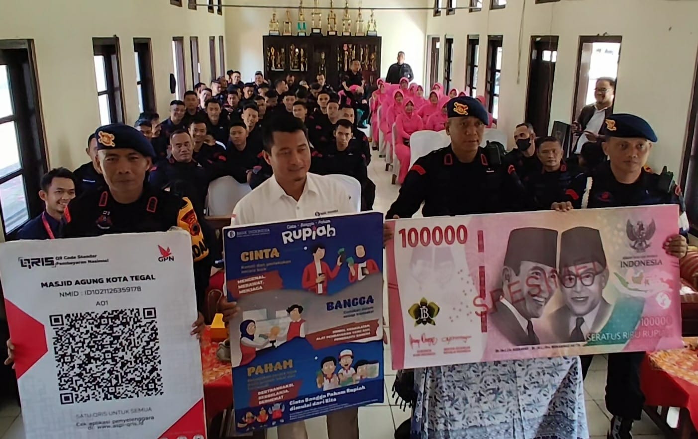 Puluhan Brimob Pekalongan Dikenalkan QRIS