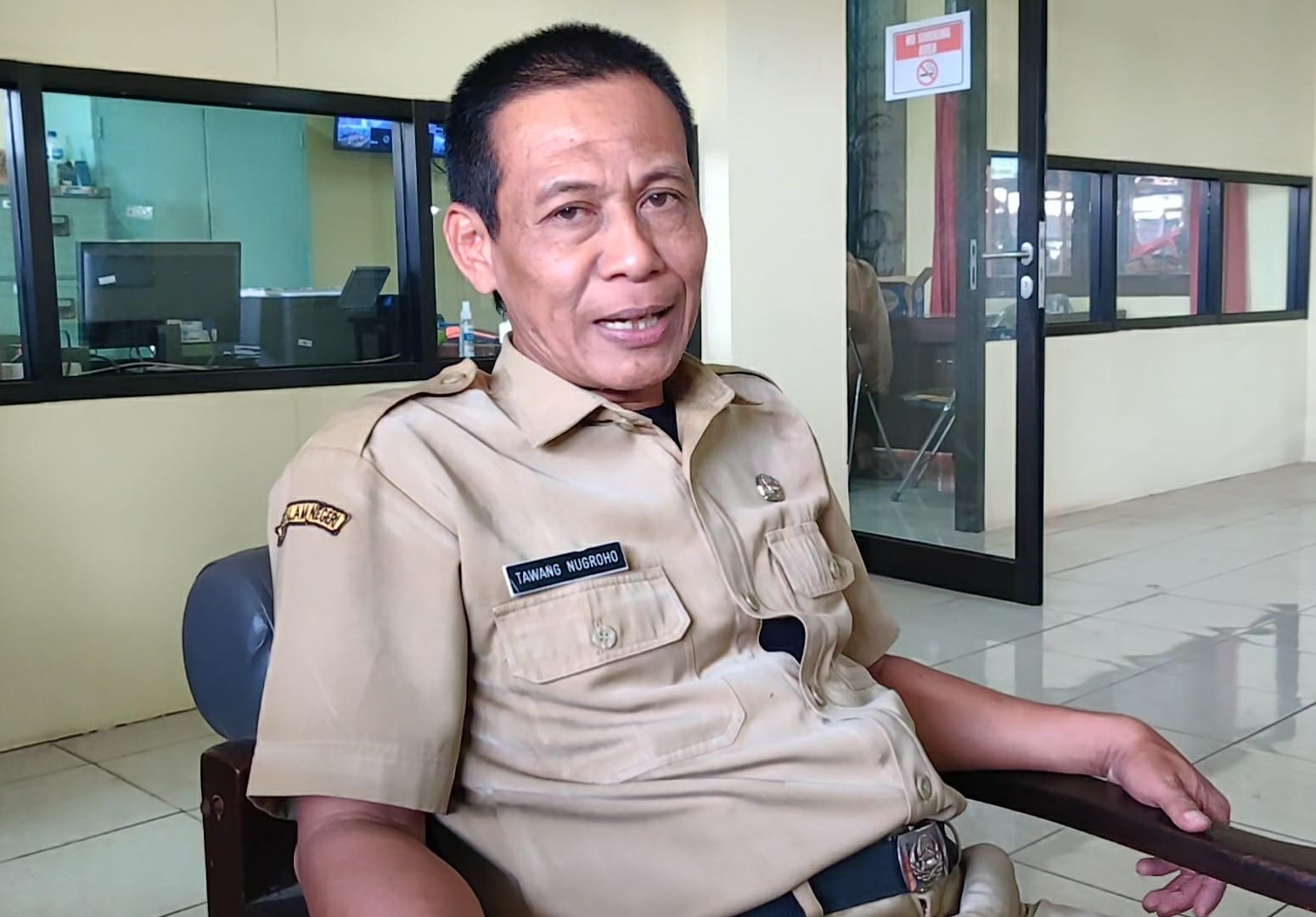 Jadi Pelaku Pencurian Rokok Dua Satpam Pasar Induk Batang Dipecat