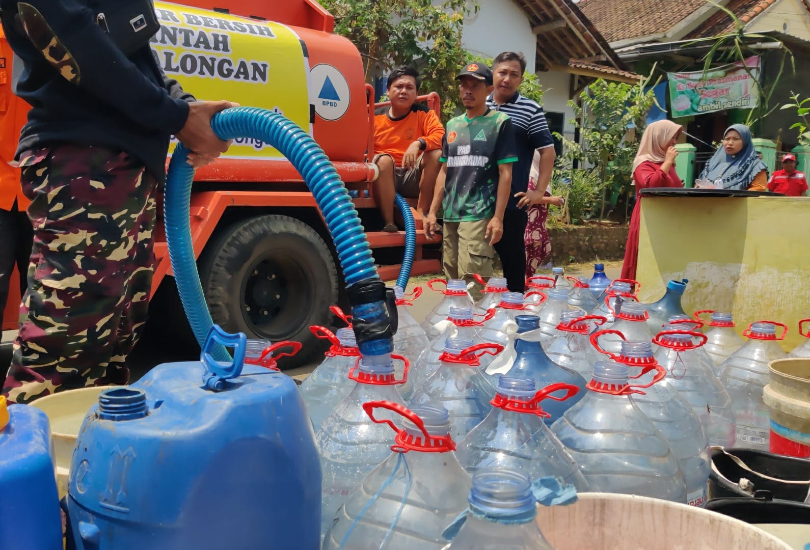 Kekeringan di Pekalongan 6431 Jiwa Kesulitan Air Bersih