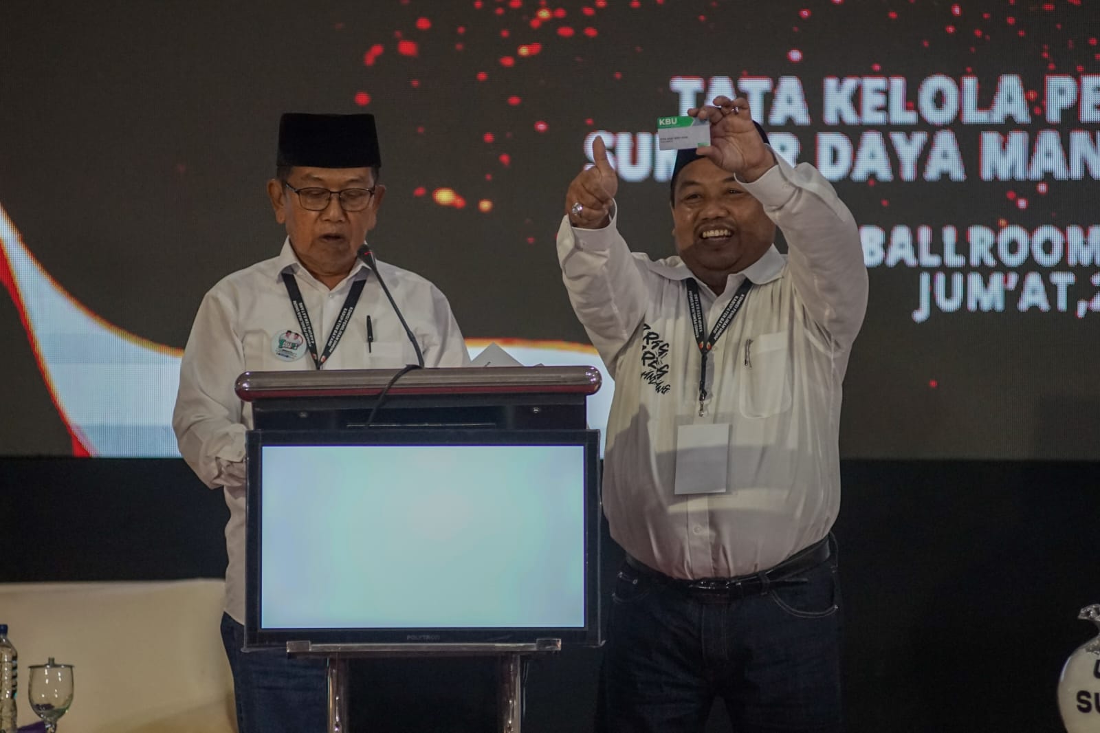 Pendidikan dan Kesejahteraan Jadi Prioritas Utama Paslon 01 dalam Debat Perdana Pilbup Batang 2024