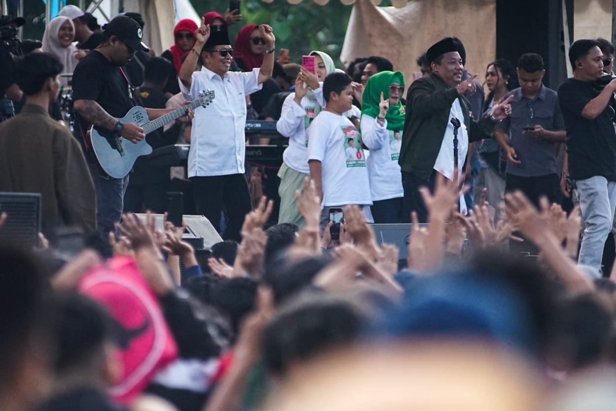 Saatnya Wong Batang Tuan Rumah di Kampung Sendiri Jadi Jargon Kampanye Akbar Pasangan Fallas-Ridwan