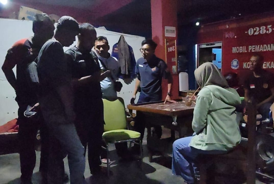 Mengaku Laporan ke Polisi Ditolak, Wanita Muda di Kota Pekalongan Ini Ngadu ke Damkar Begini Endingnya