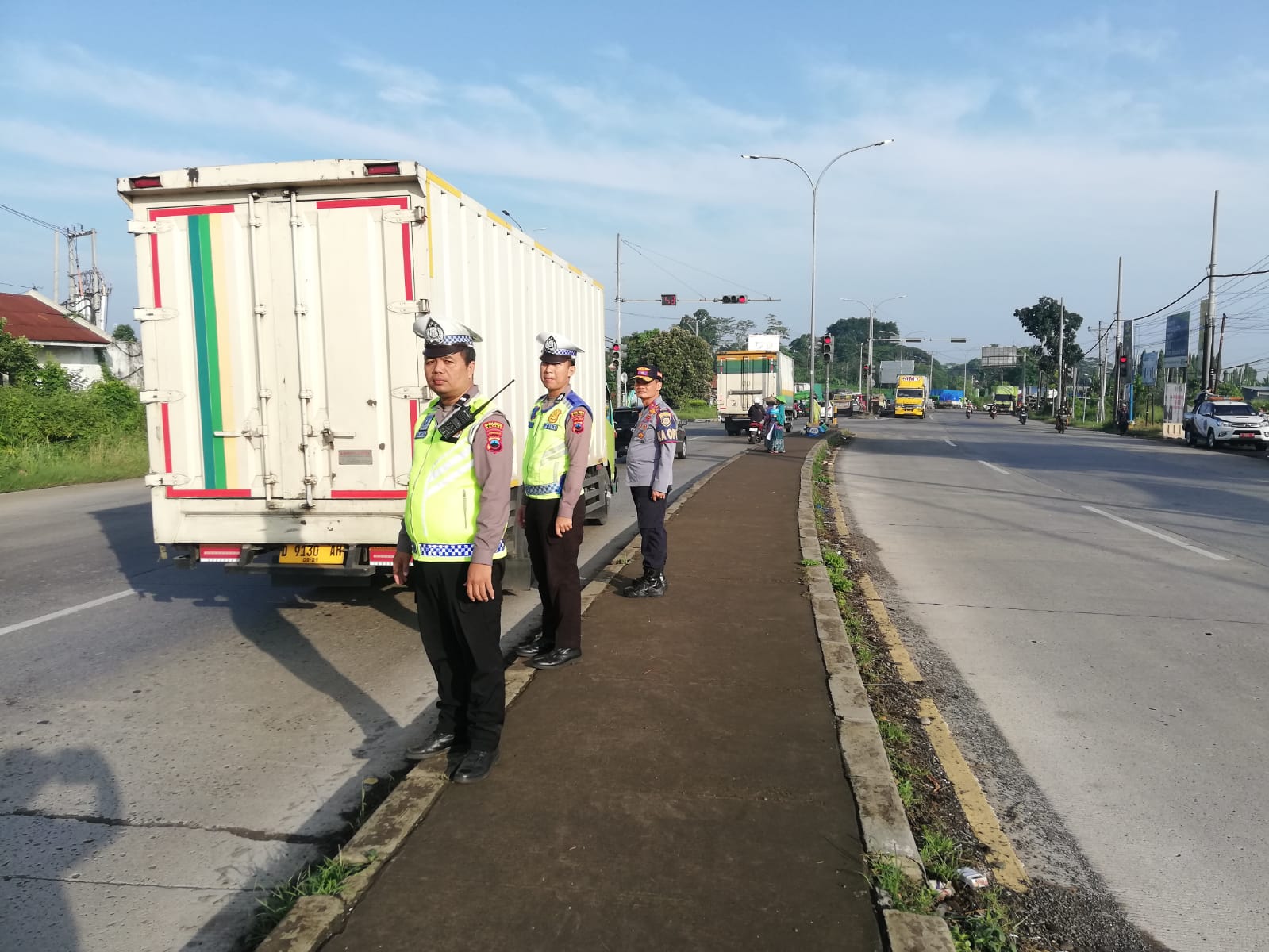 Pembatasan Truk Masuk Kota Berlaku Hari Ini, Rizal Bawazier Penuhi Aspirasi Masyarakat