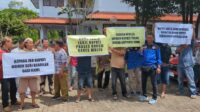 Warga Kembali Tagih Ketegasan Bupati Pekalongan Tangani Kasus Hukum Kades Wuled