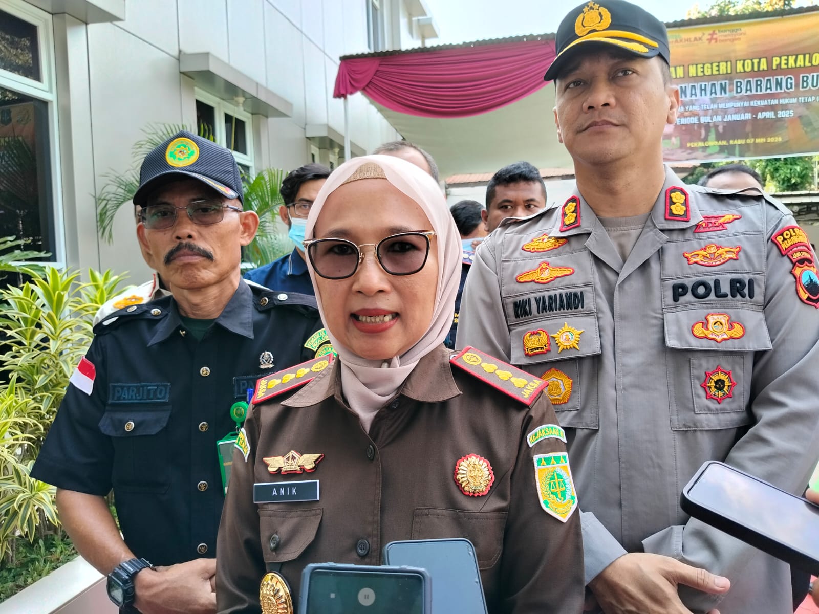 Kejari Kota Pekalongan Musnahkan Barang Bukti, Berikut Rinciannya