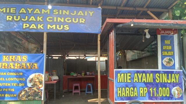 Nikmati Sensasi Rujak Cingur Surabaya di Kota Pekalongan, Sambalnya Bikin Ketagihan!