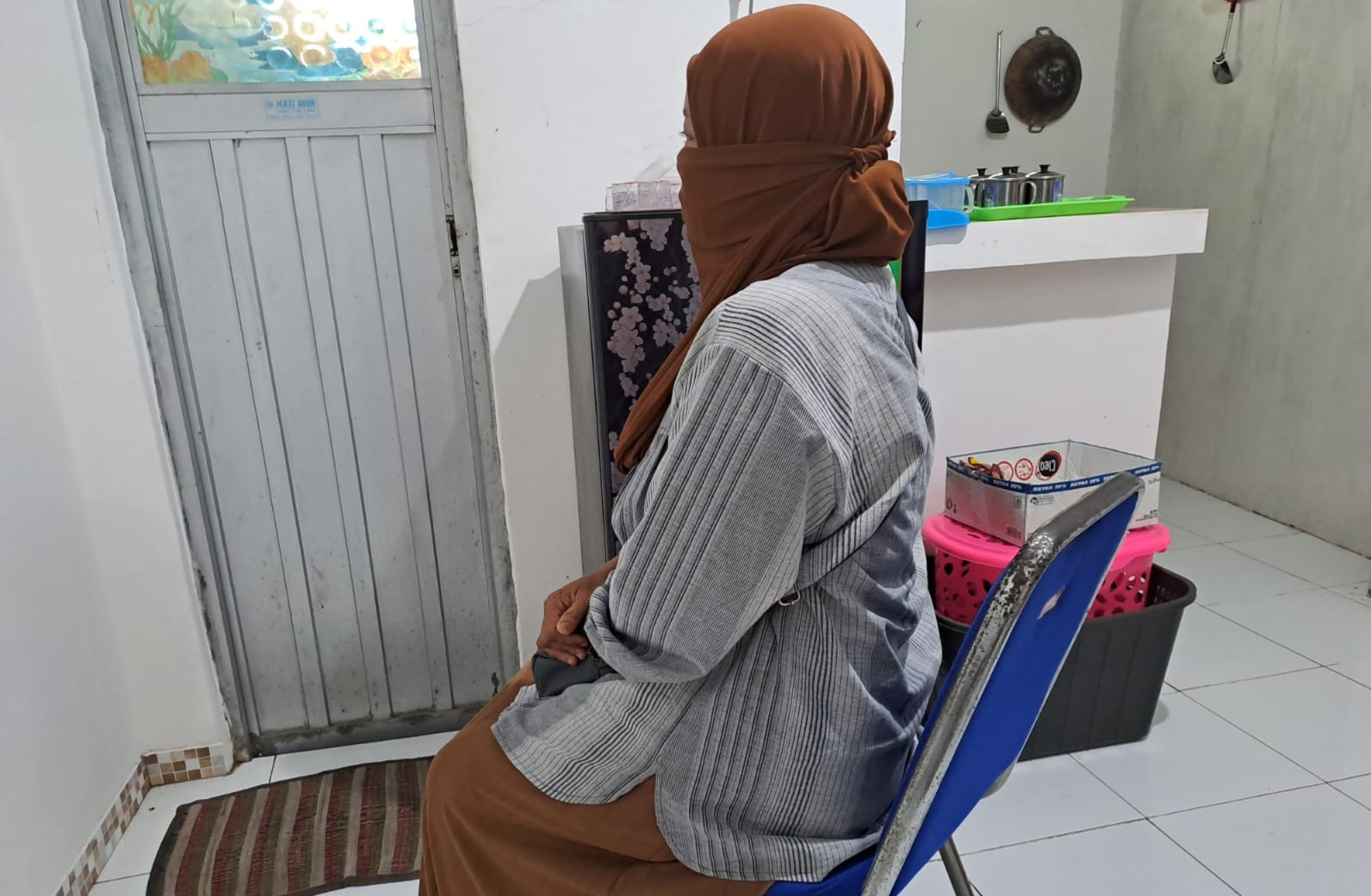 Ibu Lima Anak di Pekalongan utara Merasa Ditinggal Suami Tanpa Kepastian, Pertanyakan Perubahan Status KTP