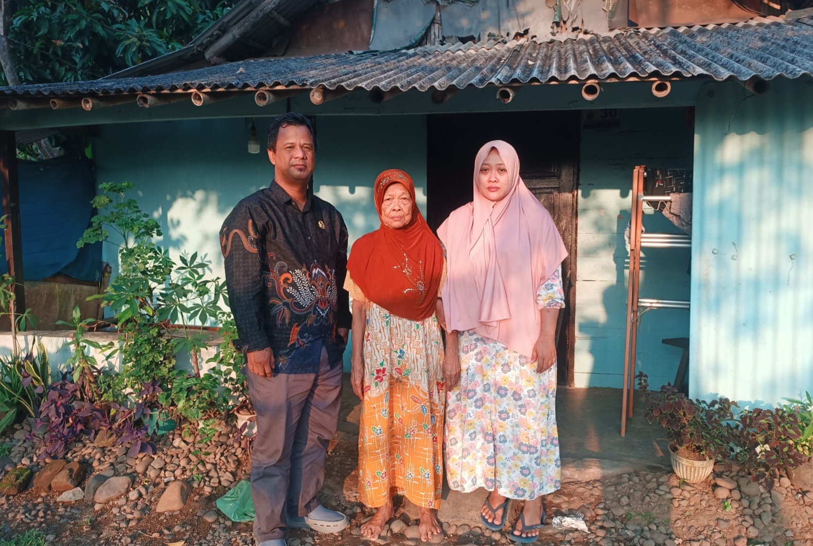 Kasus Penyerobotan Tanah Akibat Utang Rp3.000, Suami Meninggal, Ibu Warsiti Hidup Sendiri