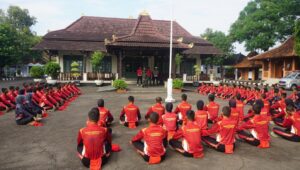 Kasdim Batang Beri Motivasi kepada Paskibraka Jelang HUT ke-80 RI