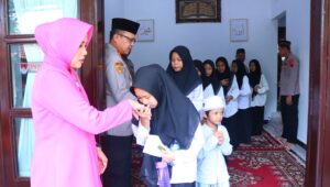 Kapolres Pekalongan Gelar Pengajian dan Santunan Anak Yatim