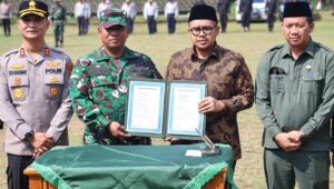 Dandim 0736/Batang Resmi Tutup TMMD Sengkuyung Tahap III Desa Plelen