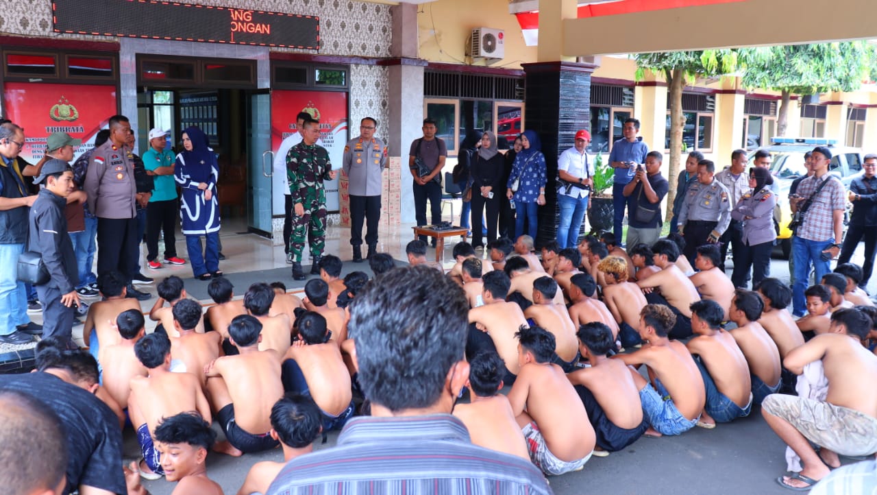 Polres Pekalongan Amankan 65 Remaja Diduga Terpengaruh Ajakan Demo di Medsos