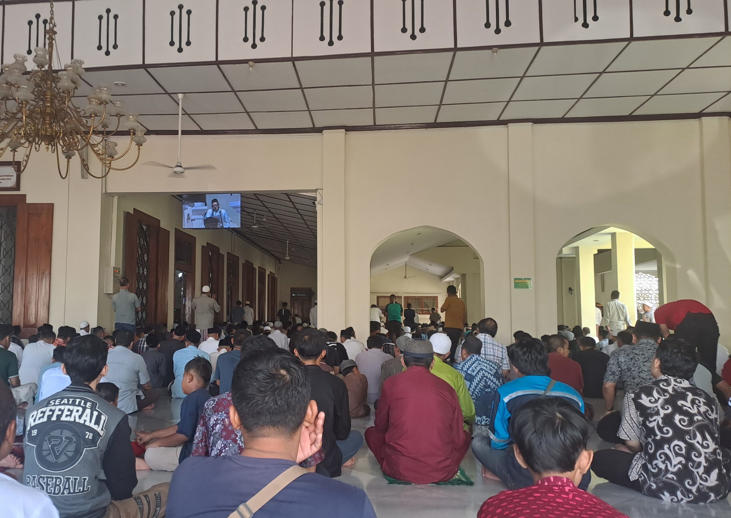 Sholat Jumat Bawa Banyak Manfaat Bagi Umat Muslim