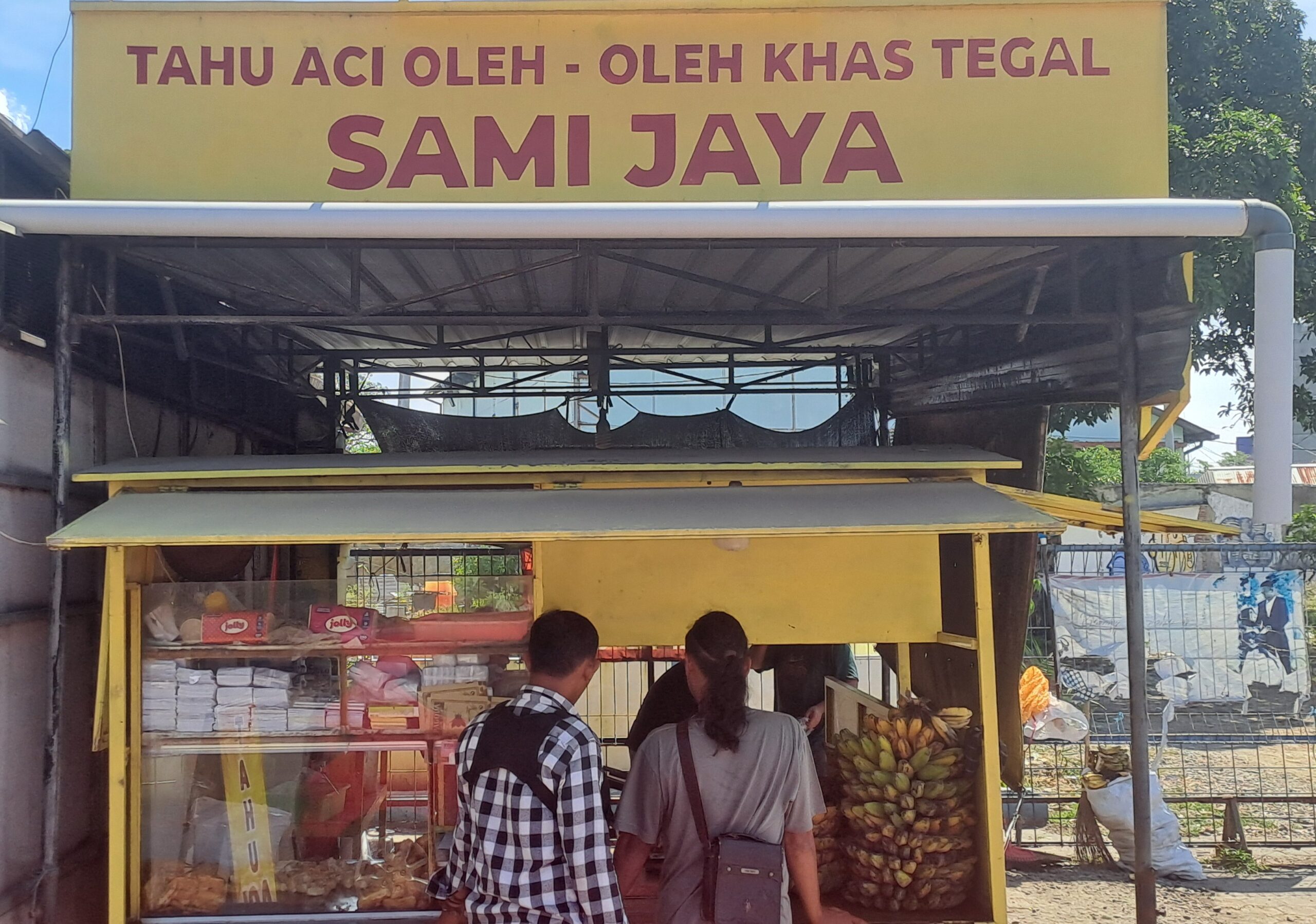 Tahu Aci Khas Tegal Jadi Buah Tangan Wajib, Pembeli Akui Rasa Legit dan Bikin Ketagihan