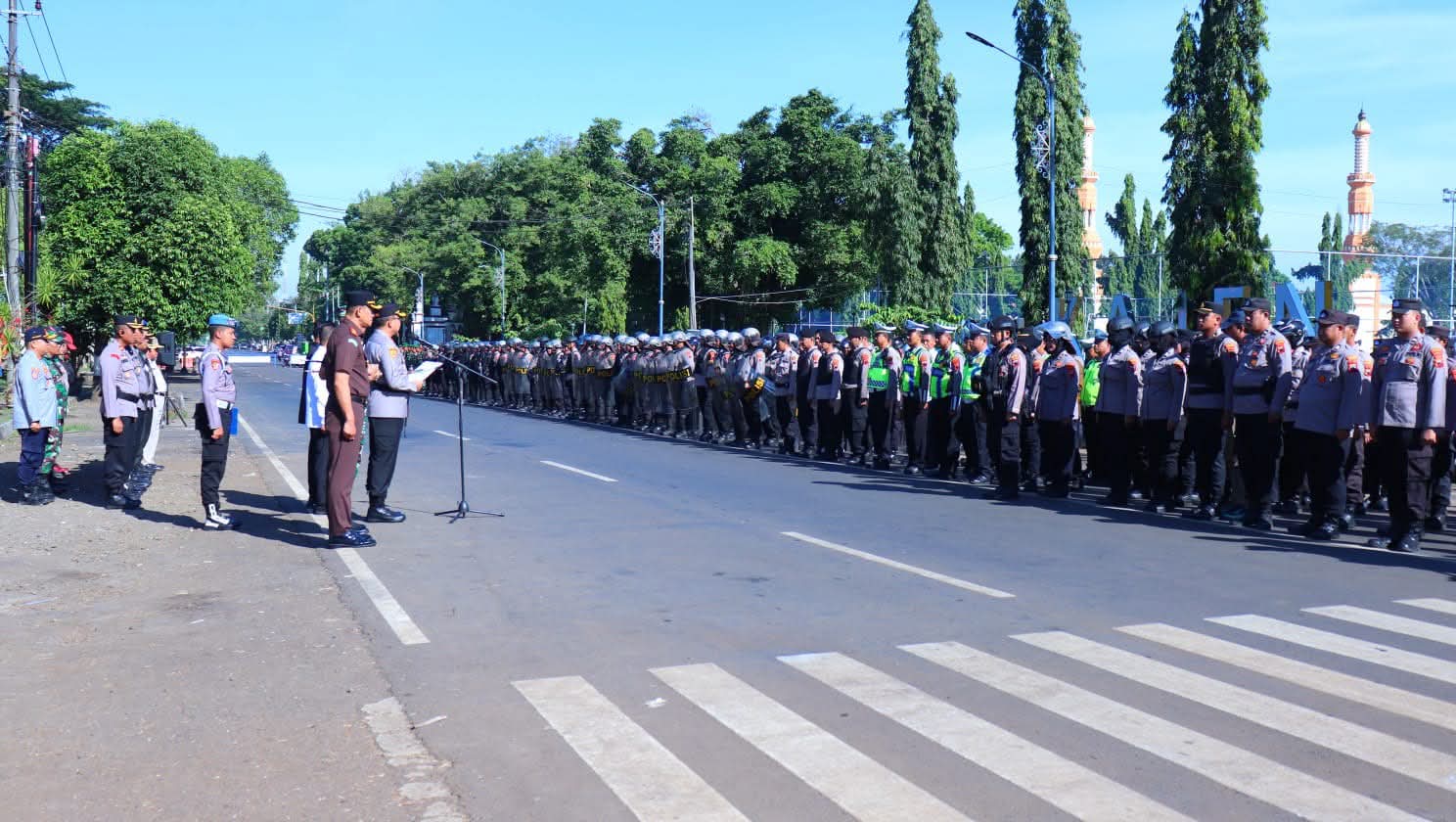 Polres Pekalongan Gelar Apel Pengamanan Audiensi BEM UIN dengan DPRD