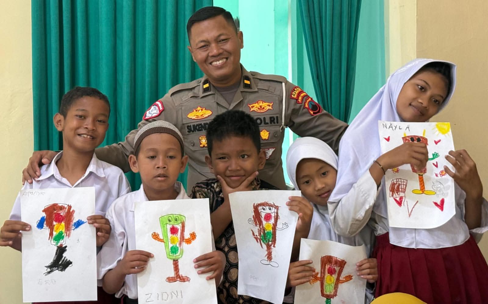 Satlantas Pekalongan Kota Edukasi Anak Inklusi SKB tentang Tertib Lalu Lintas