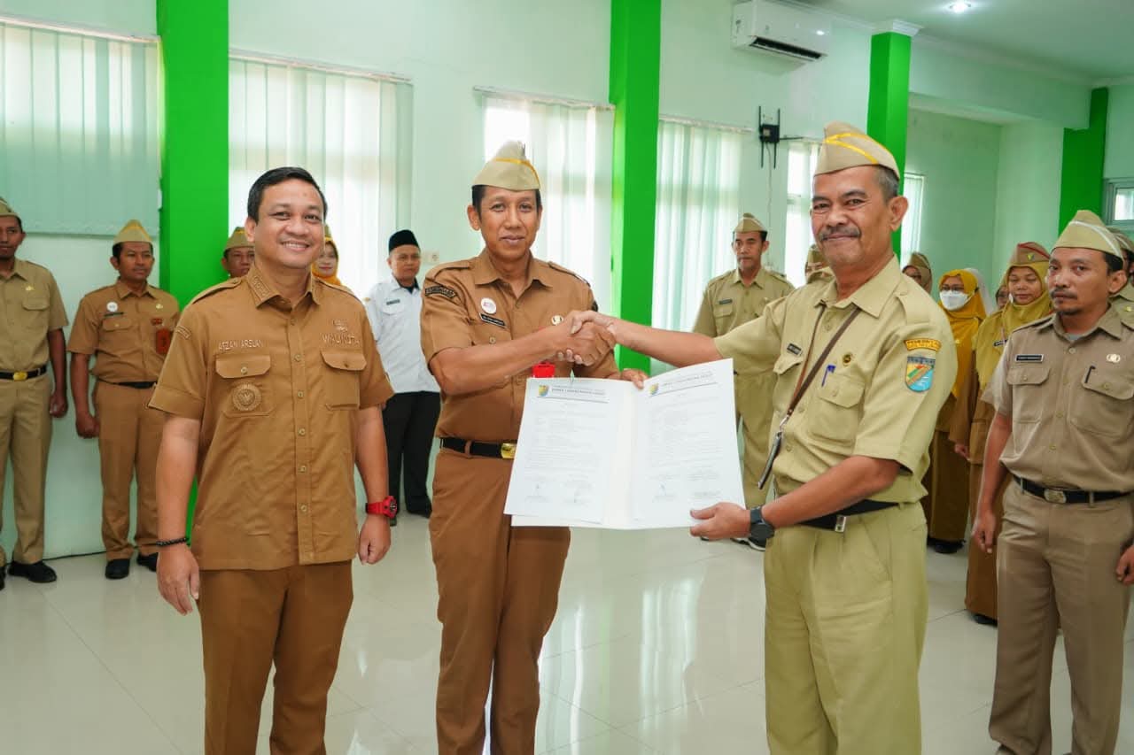 Wali Kota Pekalongan Pimpin Sertijab Kepala DLH
