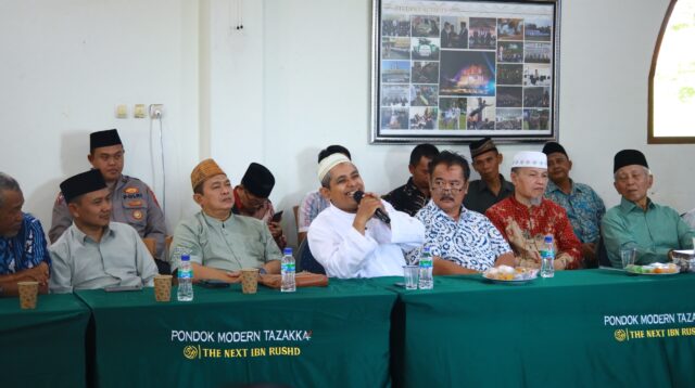 Sarasehan Tazakka Dorong Batang dan Indonesia Damai