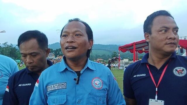 Ribuan Warga Pekalongan Padati Gema Merah Putih di Kajen