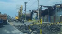 Jalan Jenderal Sudirman Pekalongan Diperbaiki, Warga: Macet Lumrah