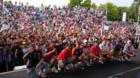 Ribuan Warga Padati Parade Rider MotoGP di Mataram
