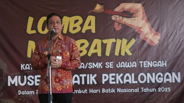 Wali Kota Pekalongan Dorong Generasi Muda Lestarikan Batik Lewat Lomba Membatik