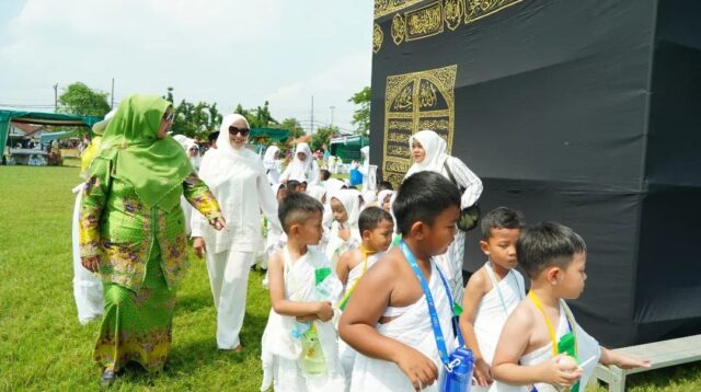 Wakil Wali Kota Pekalongan Buka Peragaan Manasik Haji TK dan RA Muslimat NU