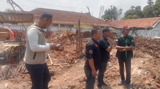 Sidak GNPK RI dan LSM Trinusa ke Proyek Gedung Inspektorat Pekalongan, Kontraktor Tak Tampak di Lokasi