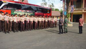 TNI AD Gandeng SMK Kandeman Bentuk Karakter Pelajar lewat Program KKRI