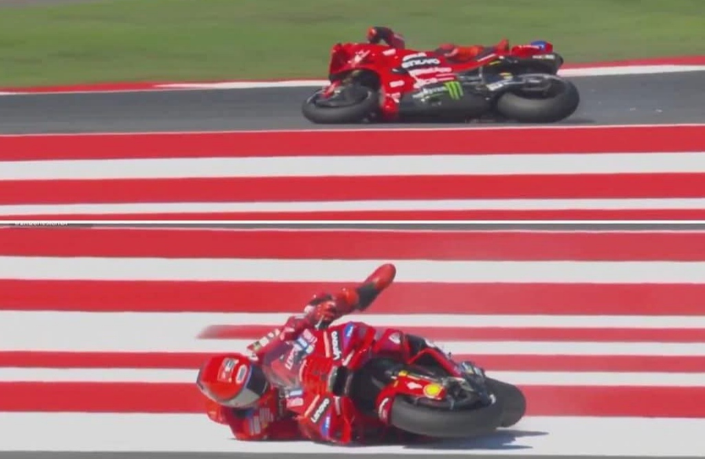 Marquez Terjatuh Dua Kali, Bezzecchi Dominan di Mandalika