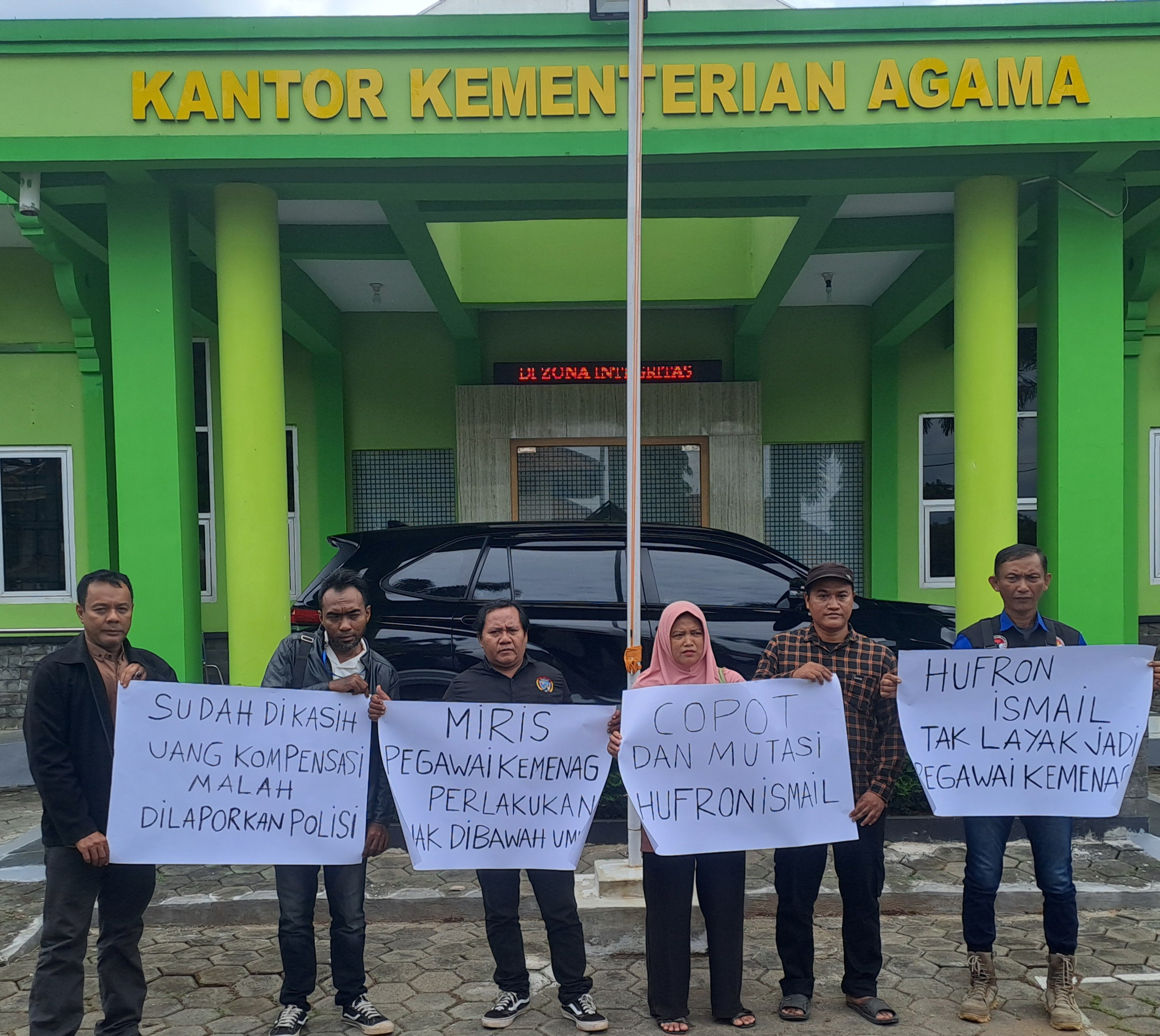 Tangis Ibu di Pekalongan Minta Keadilan untuk Anak yang Dipenjara karena Kasus Cinta Remaja