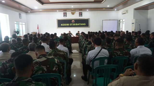 Dandim Batang Ingatkan Babinsa Waspadai Bencana Saat Musim Hujan