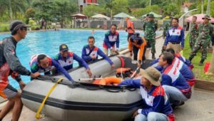 Pengelola Wisata Batang Dapat Pelatihan Mitigasi Bencana