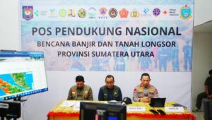 Respons Cepat: Kapolri Turunkan Kekuatan Penuh Tangani Bencana di Aceh, Sumut, dan Sumbar