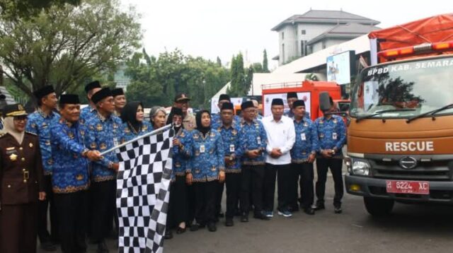 Gubernur Ahmad Luthfi Berangkatkan Bantuan Kemanusiaan Jateng ke Sumatera