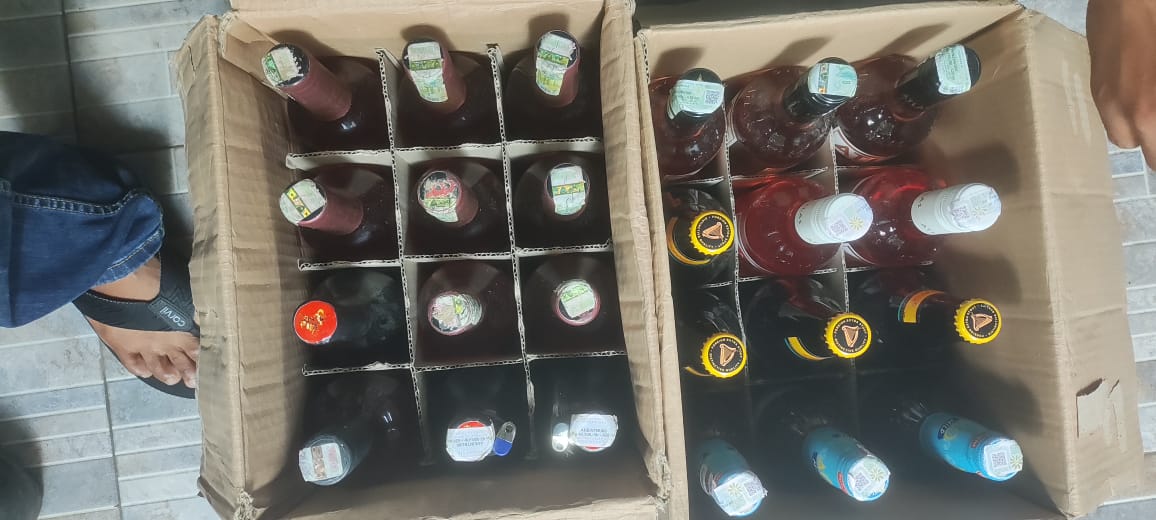 Sat Resnarkoba Polres Cirebon Kota Gerebek Warung di Kedawung, Amankan Berbagai Jenis Miras Ilegal