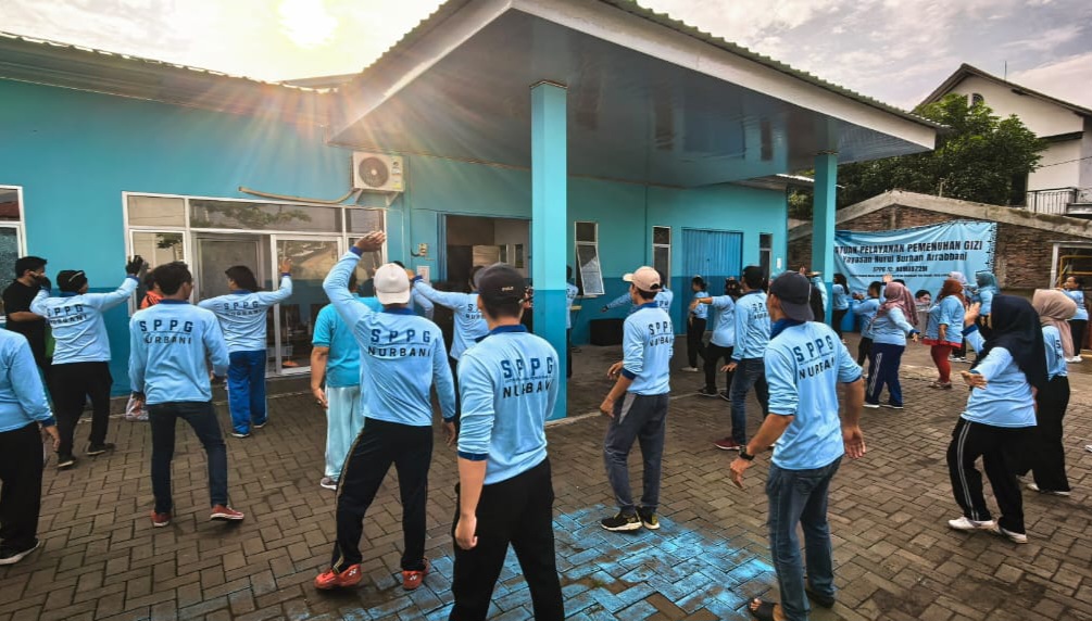 SPPG Semarang Gelar Senam Sehat untuk Jaga Kebugaran Relawan