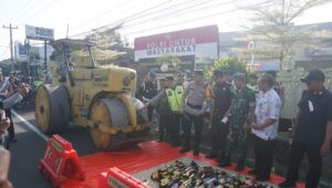 Operasi Pekat Ramadan, Polres Pekalongan Kota Tangkap 16 Tersangka Narkoba dan Musnahkan Ribuan Miras