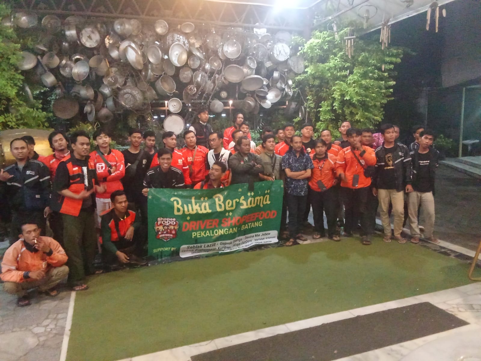 Driver ShopeeFood Pekalongan - Batang Gelar Bukber, Pererat Silaturahmi