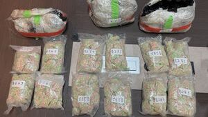 Bareskrim Ungkap Peredaran Narkoba Lintas Negara di Dumai, Tiga Tersangka Diamankan