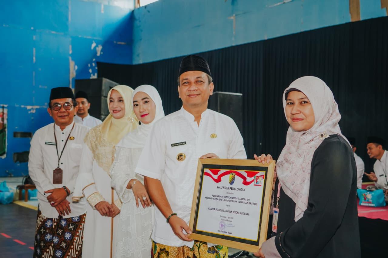 Hari Jadi Pekalongan, BI Tegal Diapresiasi atas Pengembangan Lahan Eks Rob