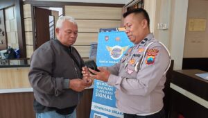 Tak Perlu Antre, Warga Batang Bisa Bayar Pajak Tahunan Sambil Rebahan Lewat Signal