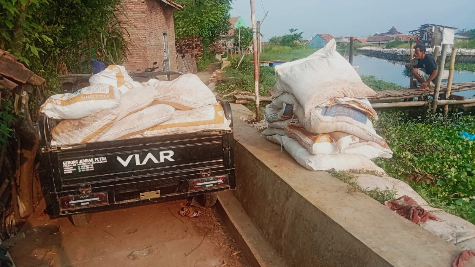 Pemkot Pekalongan Gerak Cepat Tangani Tanggul Jebol Kali Bremi, Ribuan Sandbag Diterjunkan