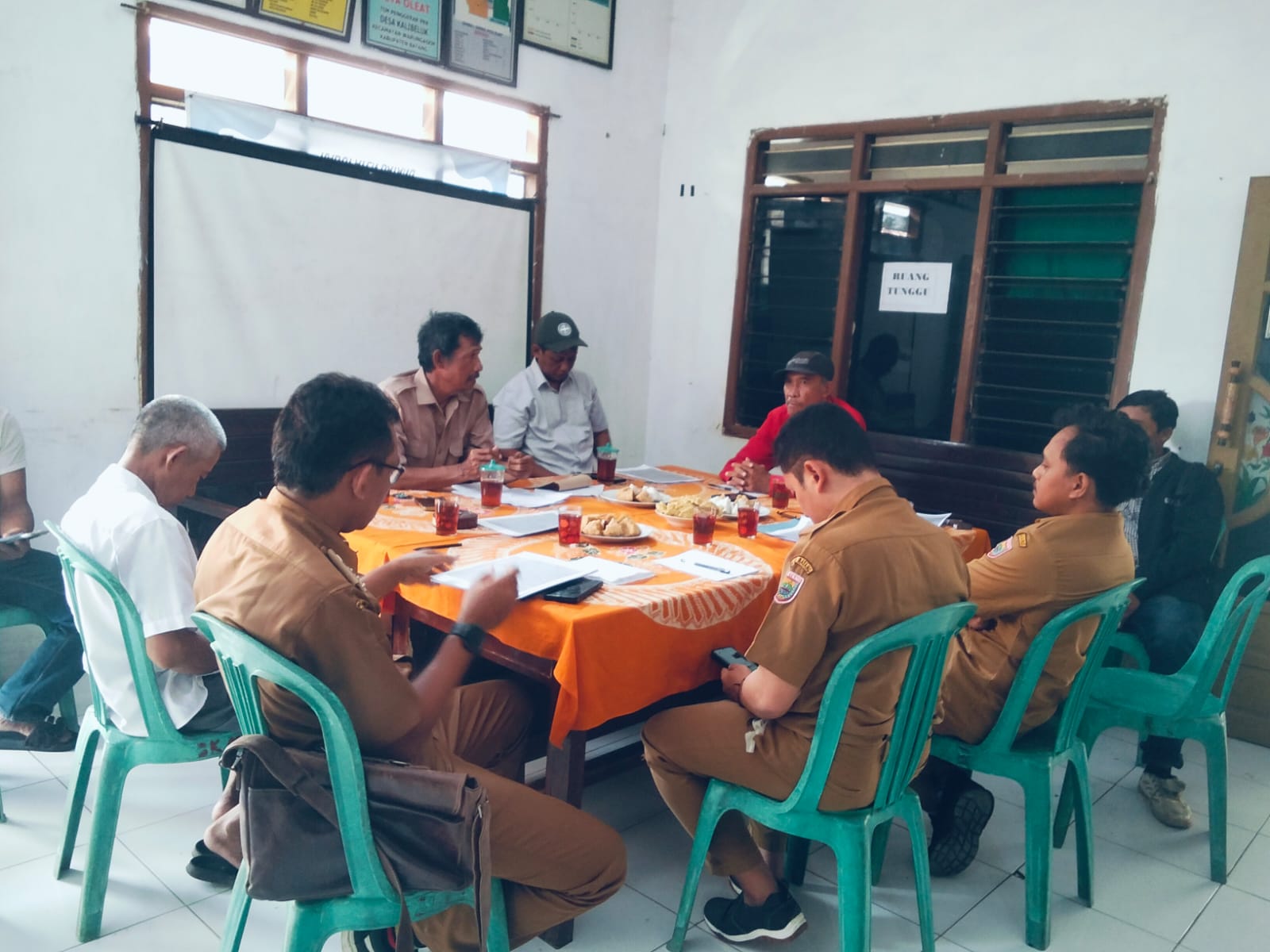 Sengketa Tanah Memanas, Kades Kalibeluk Sempat Gebrak Meja Saat Mediasi