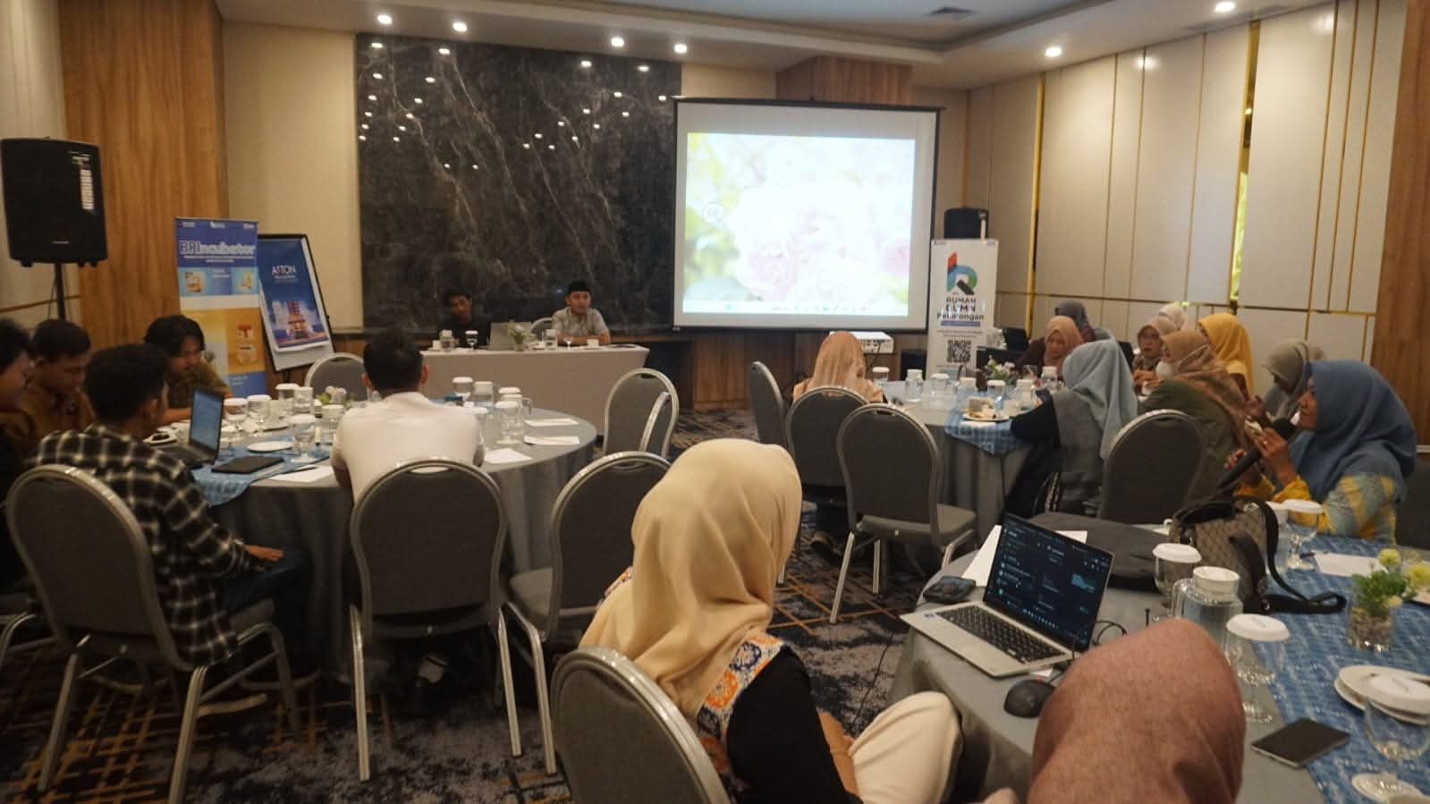 Pelaku Batik Ekologis Belajar Digital Marketing demi Menjangkau Pasar Lebih Luas