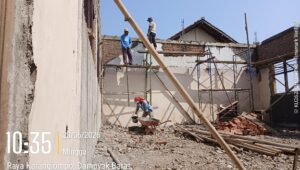Dua Proyek Pembangunan di SMPN 3 Tirto Berjalan, Keberadaan Konsultan Pengawas Dipertanyakan