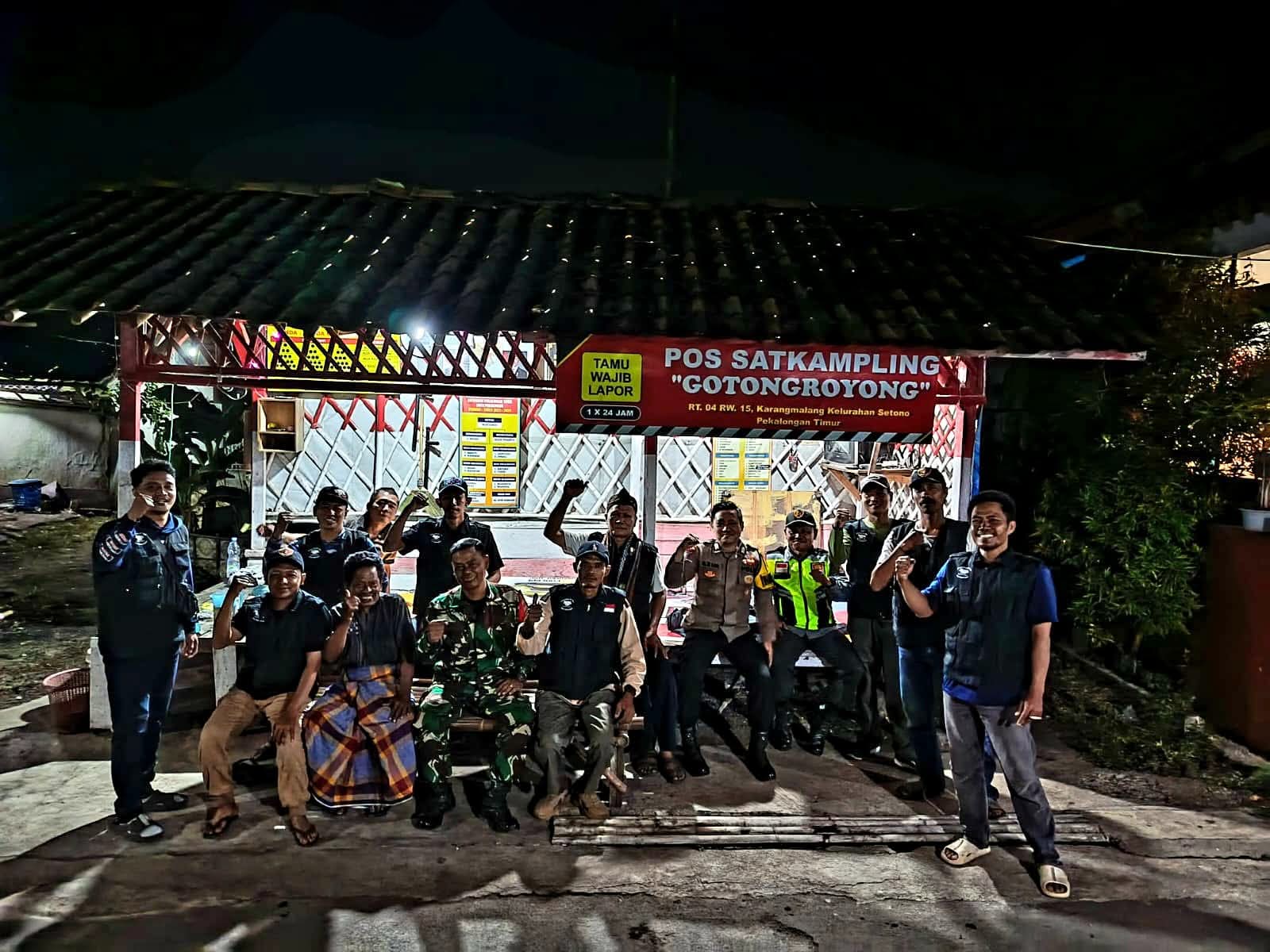 Polri-TNI dan Warga Kompak Jaga Kamtibmas Lewat Patroli Dialogis